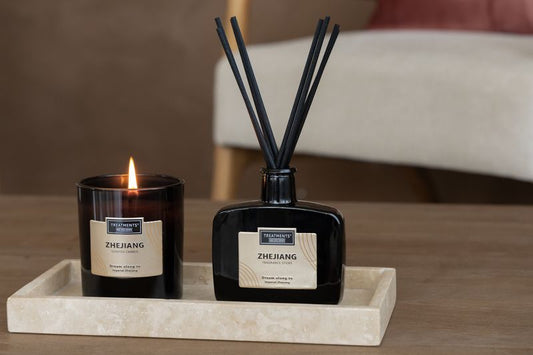 Treatments® - Giftbox Scented Candle - Zhejiang - 380 grams